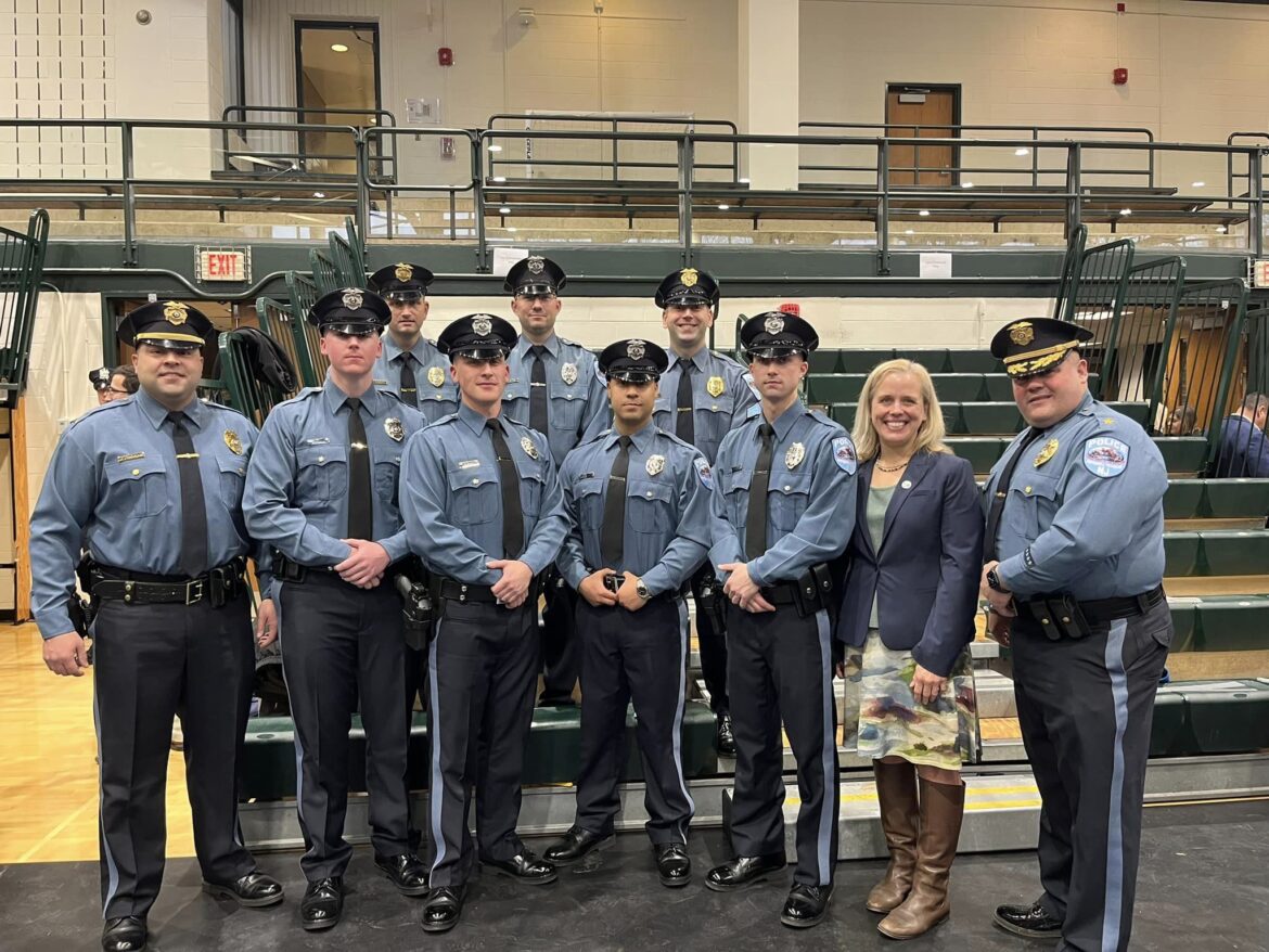 Hopewell Township welcomes newly-graduated police officers - MercerMe