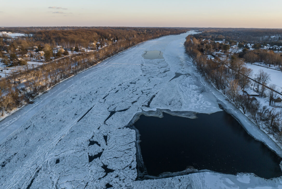 Deep Freeze Grips Region as Ice Builds on Delaware River - MercerMe